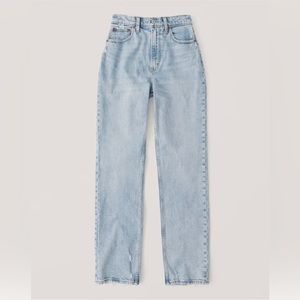 Abercrombie Curve Love The 90’s Straight Ultra High Rise Light Size 25-0S